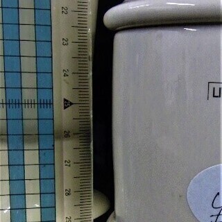 陶器　白瓶（蓋つき）4点セット　直径１００ｍｍの画像