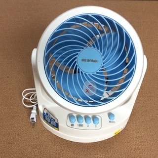 サーキュレーター アイリスオーヤマ製の画像