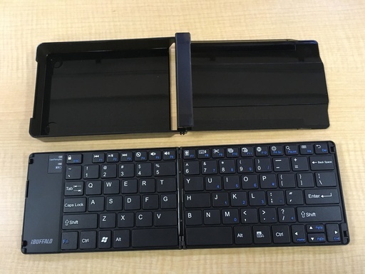 BUFFALO BSKBB15series 無線折りたたみキーボード ケース付き★0370