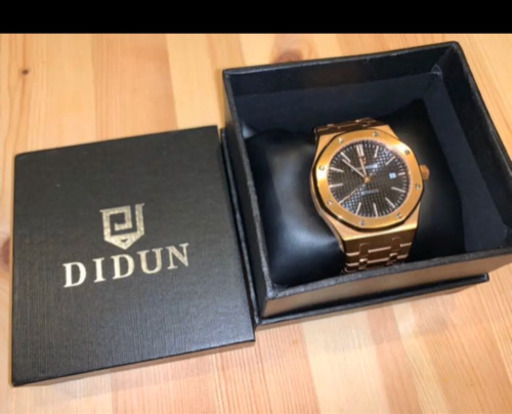 G SHOCKやHUBLOTに似てるDIDUN の正規品