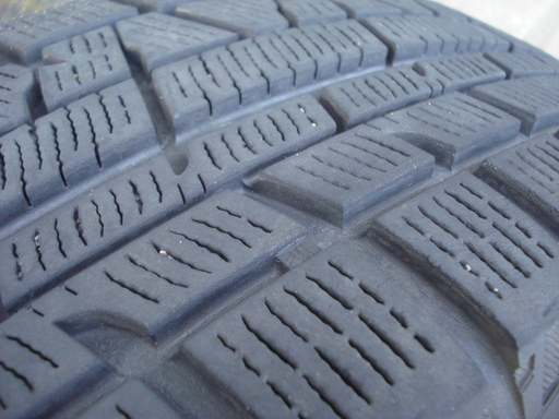 195/65R15 ヨコハマスタッドレス　アルミセット　中古