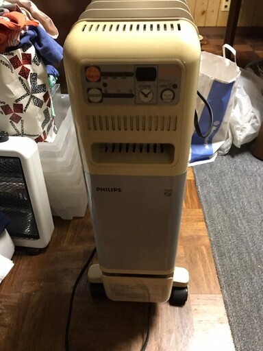 PHILIPS フィリップス ラジエーター オイルヒーター 動作OK 8枚フィン HD3467