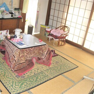 ★ 大間々桐原住宅　９ＬＤＫ★　住まい＋事務所、自動車整備工場などに　 − 群馬県