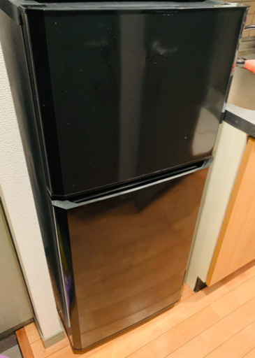 美品　ハイアール2ドア　冷凍冷蔵庫 （121L）　2017年製　JR-N121A-K ブラック 「Haier Think Series」
