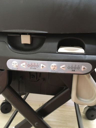 美品　お届けも　コンビ　ネムリラ　オートスウィング　お届けもご相談