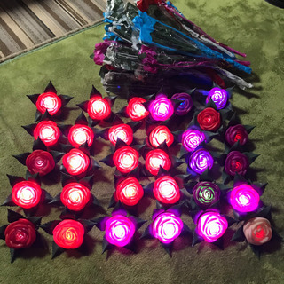光る造花まとめてもらってください！