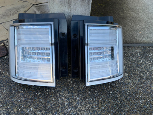 デリカD:5 LED テールランプ