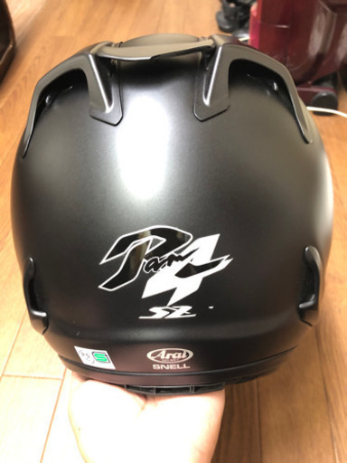 ヘルメット　アライ　SNELL R4