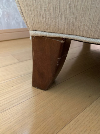 1人掛け　ソファ　クラシック　クラシカル　オフホワイトシングルソファ