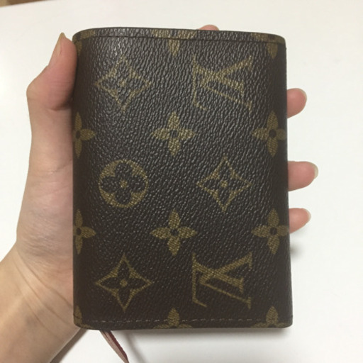 三つ折り財布