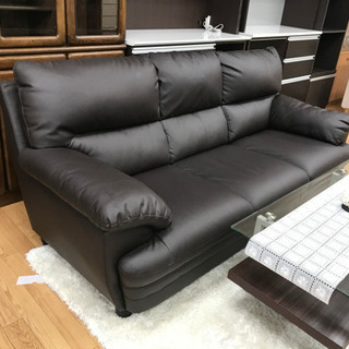 【リサイクルサービス八光　田上店　配達・設置OK】3人掛けダークブラウンソファ