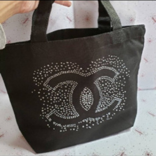 CHANEL ノベルティ