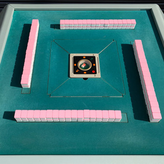 【値下げ！】全自動麻雀卓　アモスギャバン 点数表示枠に変更可能の画像