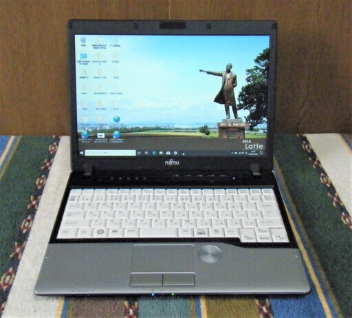 ?12.1型液晶/光速☆彡SSD120GB/Office 2016?✎/メモリ4GB♪/2コアCPU♪/高速☆彡USB3.0/マイク内