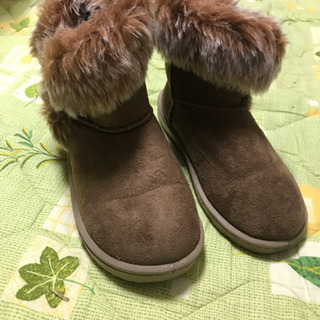 ムートンブーツ  velenの画像