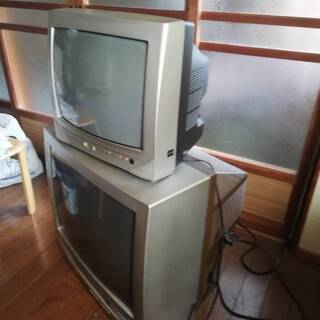 （一台は確定中）あげます！ブラウン管テレビ2台