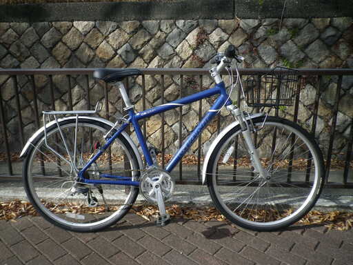 通勤　通学には最適な　GIANTのクロスバイク