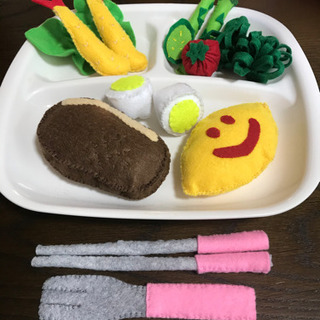 ハンドメイド　　ままごとランチとパンケーキ