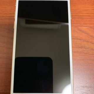 iPhone6 シャンパンゴールドの画像