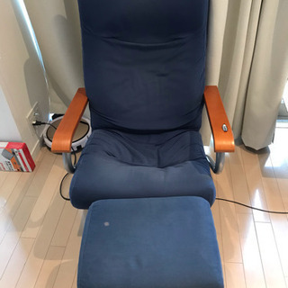 CHAIRWORKS リクライニング回転式チェア オットマン付の画像