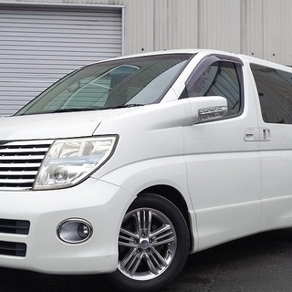 日産の大人気車！！エルグランド！！きましたよ～～