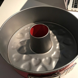 無料 IKEA シフォンケーキ型 直径24cm ハート形模様