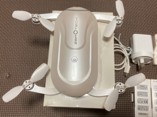 ドビー　DOBBY  小型ドローン