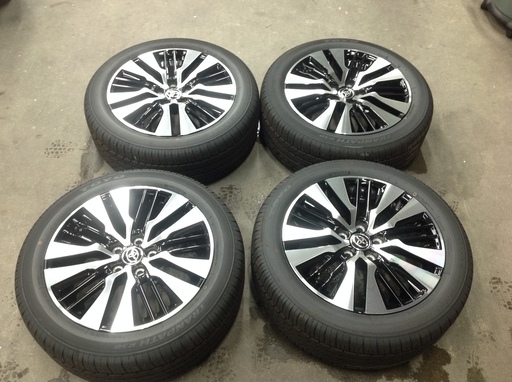 アルファード 30後期 純正タイヤ、ホイール4本セット 18インチ
