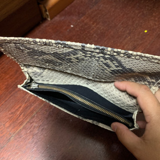 ニシキヘビ本革長財布