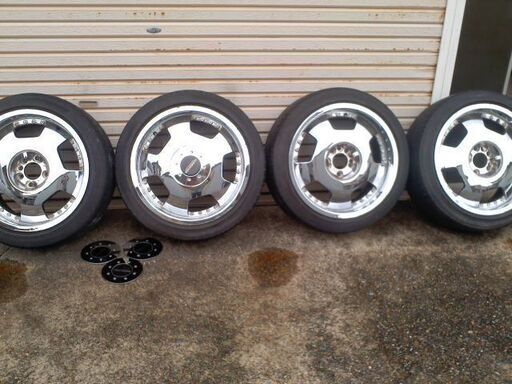 GODFATHER メッキ　深リム　18インチ 8.5J ８穴マルチ オフセット３５　 ２２5/４５R18  4本 　ビッグキャリパー対応