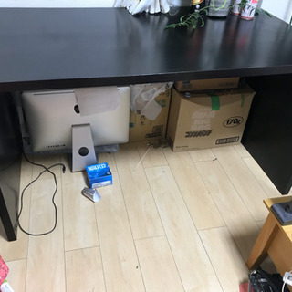 IKEAのデスク