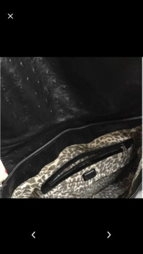 GUESS バック