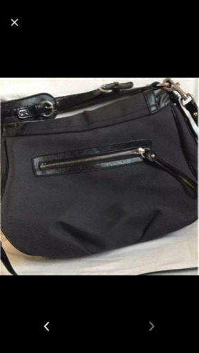 GUESS バック