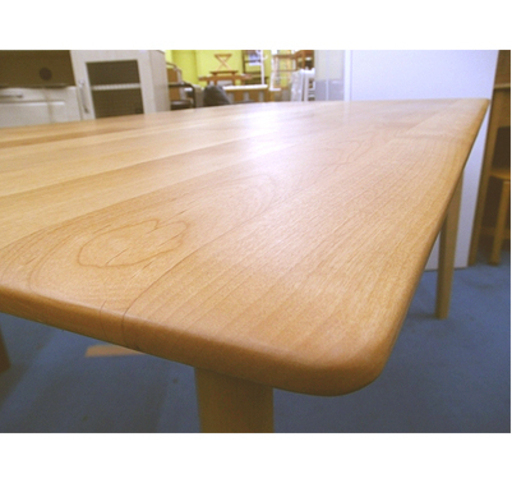 札幌 美品【4人掛け ダイニングテーブル アルダー材】幅135cm 北欧風 ライトブラウン 食卓テーブル 分解可能 DT アルナス13580 LBR ニトリ NITORI 本郷通店