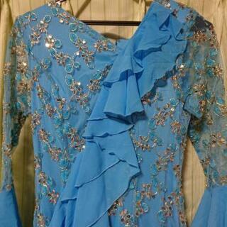 ゴージャスなロングドレス！カラオケやダンスの衣装に！の画像