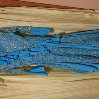 ゴージャスなロングドレス！カラオケやダンスの衣装に！の画像