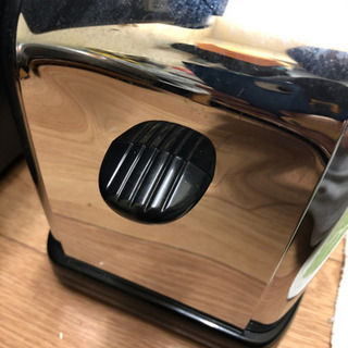 Russell hobbs クラシックトースター　2016年製　使用1年未満の画像