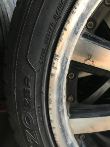 12月7日まで掲載予定　18インチ　215/45R18