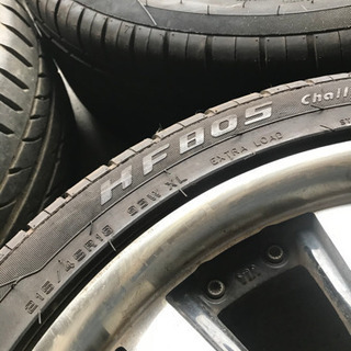 12月7日まで掲載予定　18インチ　215/45R18の画像