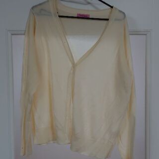 カーディガン　オフホワイトＬＬサイズ　中古品