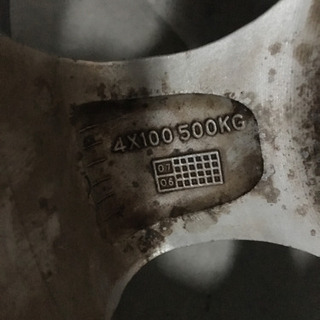 軽のアルミホイールタイヤの画像