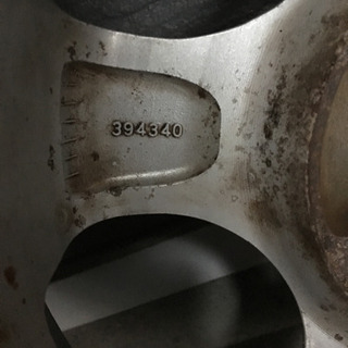 軽のアルミホイールタイヤの画像