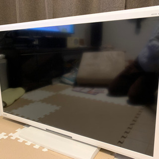 MITSUBISHI 40インチ　ホワイト