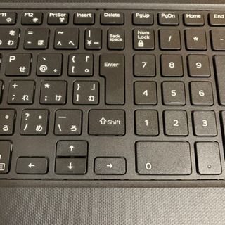 DELLノートパソコンボストロ3568  2018年6月購入しましたサイズ15.6 CPUインテルセレロンプロセッサーメモリー4GB Windows１０wifi DVD購入しましたが殆ど使用しないため譲ります初期化してお渡ししますご質問お気軽に自宅保管ですので多少の傷などありますの画像