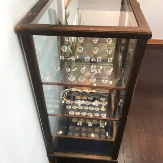 アンティークガラス棚