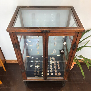 アンティークガラス棚