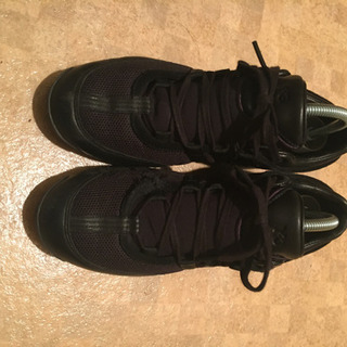Y3のスニーカーです。