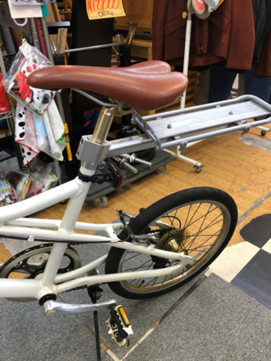 荷台付き　アルミフレーム　20インチシティサイクル