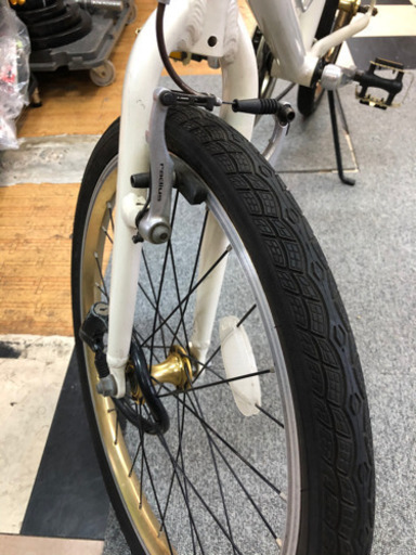 荷台付き　アルミフレーム　20インチシティサイクル