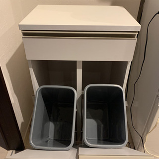 2019年購入 ダストボックス付収納棚（ダストペール分別）の画像